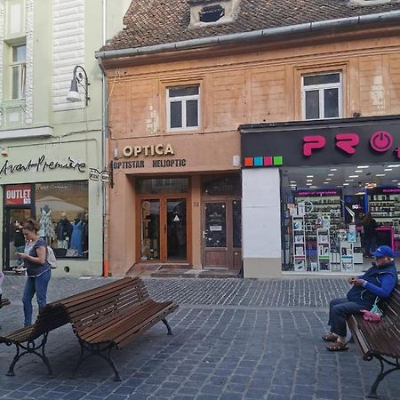 Central Petit Room Braşov Exterior foto